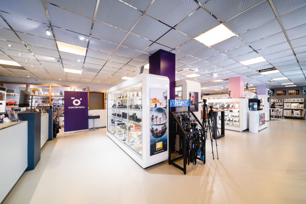Cameranu winkel in Eindhoven - 1